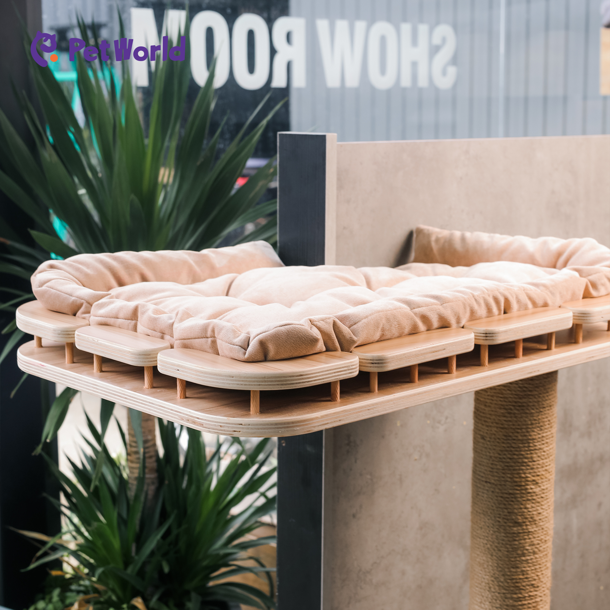 CWS002 Wall-Mounted Cat Bed with Integrated Scratch Posts_03